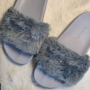 Bebe Fur Slides size 7 baby blue